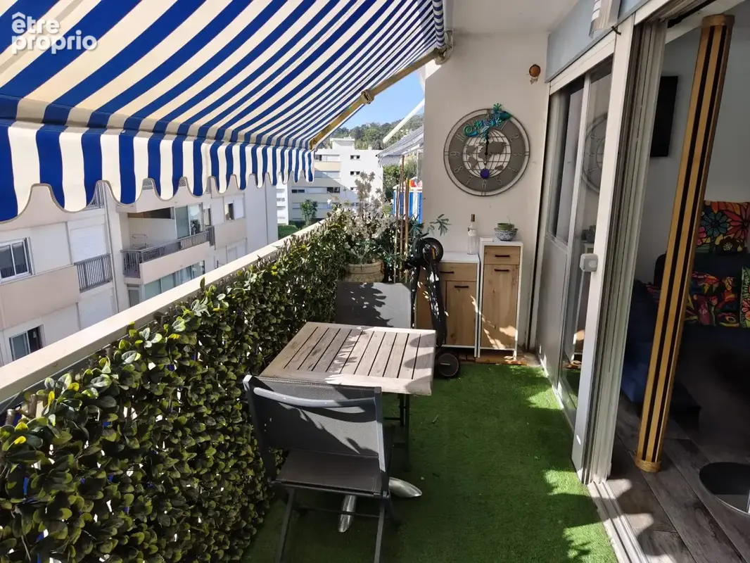 Superbe 2 pièces rénové haut de gamme – avant-dernier étage – terrasse – à 3 min des plages - photo 4