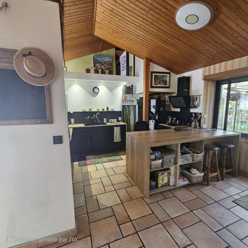 Maison à MAREUIL-SUR-LAY-DISSAIS