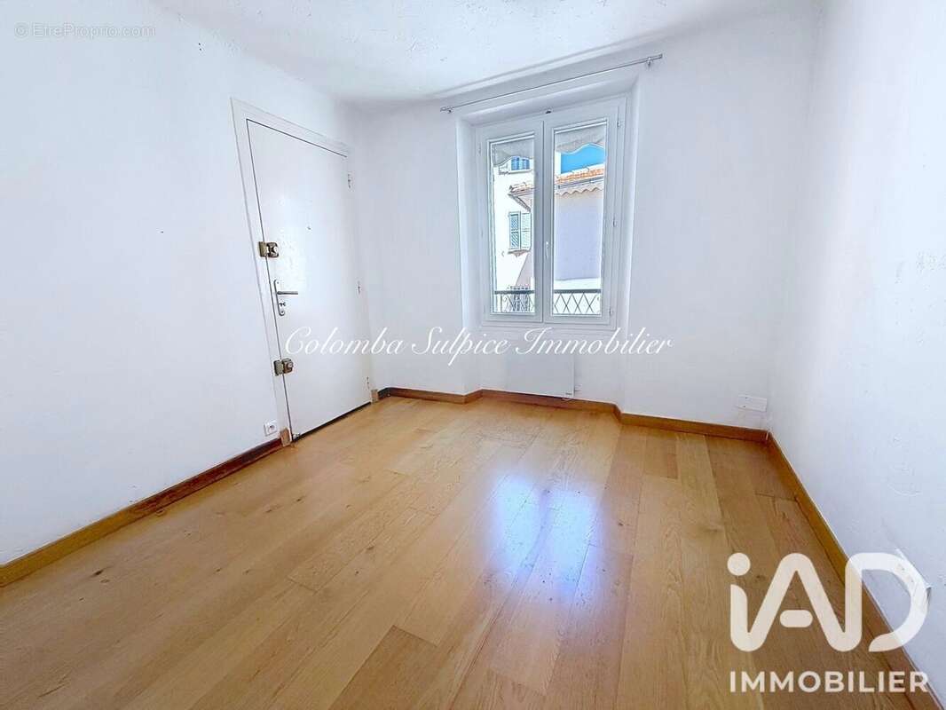Photo 7 - Maison à LE CANNET