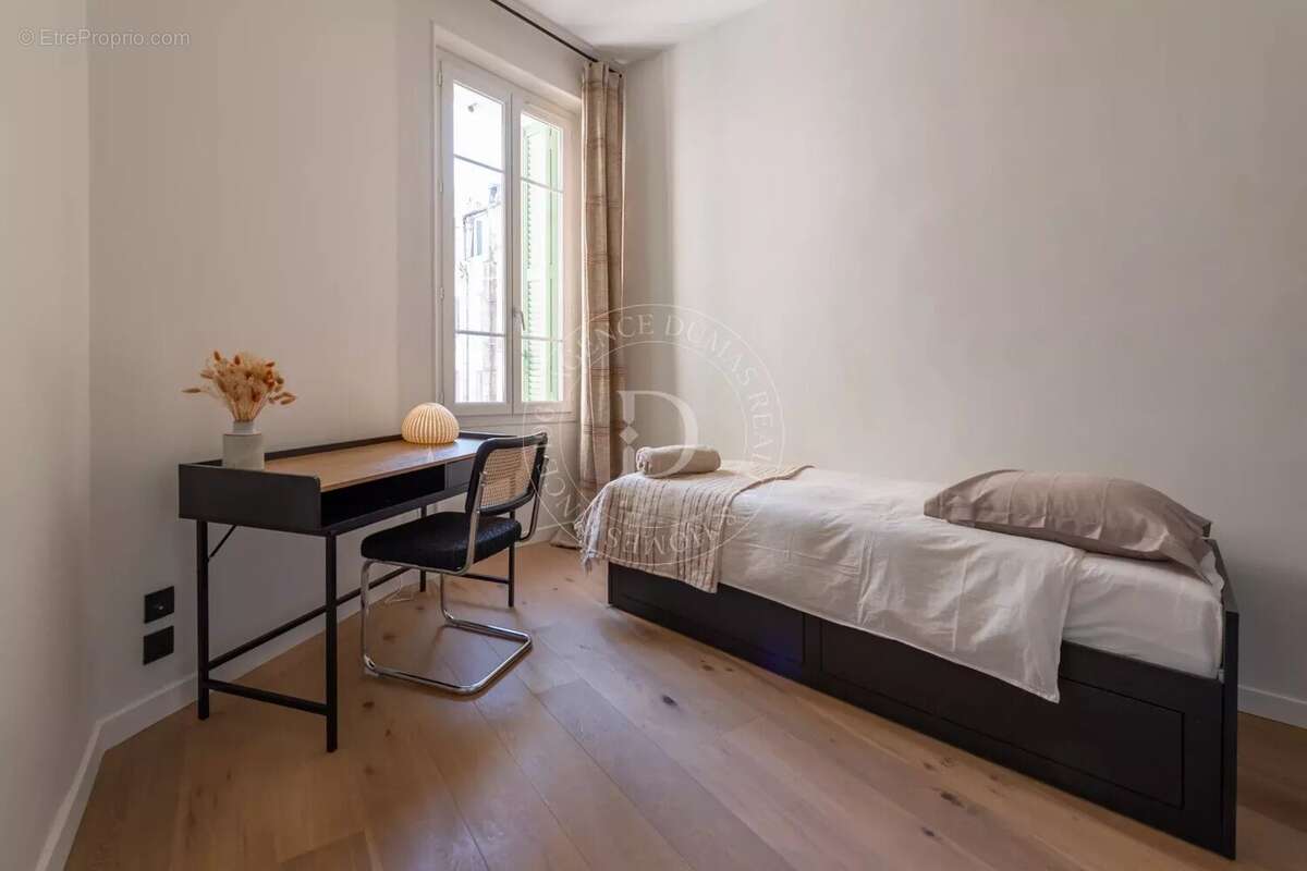 Appartement à BEAULIEU-SUR-MER