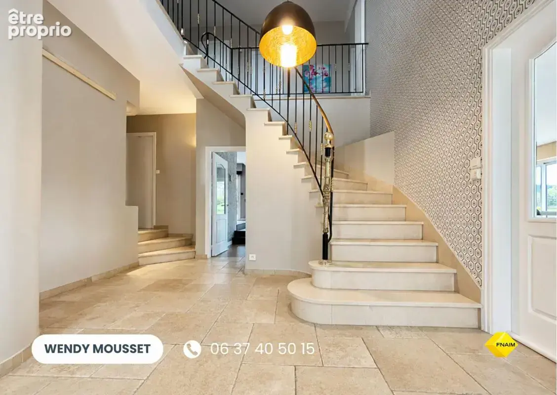 Maison de standing de 285 m² avec sous-sol - Aux portes de Vannes - photo 11
