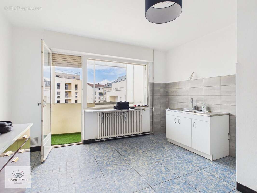 Appartement 111 m² à Epinal  - photo 4