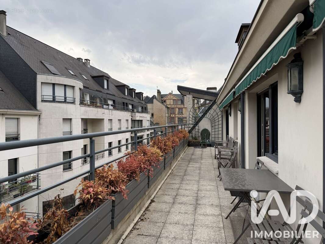 Appartement 245 m² à Rouen  - photo 2