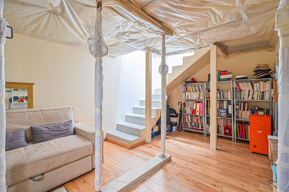 Appartement à PARIS-11E