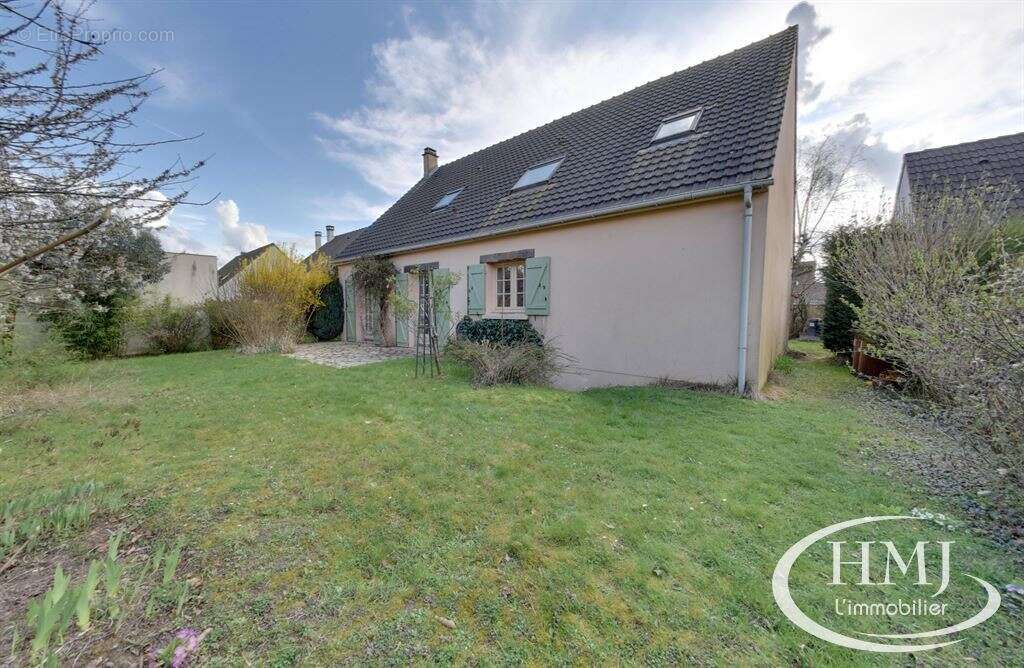 Maison à LISSES