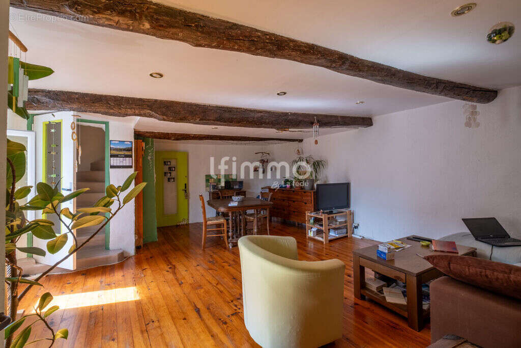 Maison à CHATEAU-ARNOUX-SAINT-AUBAN