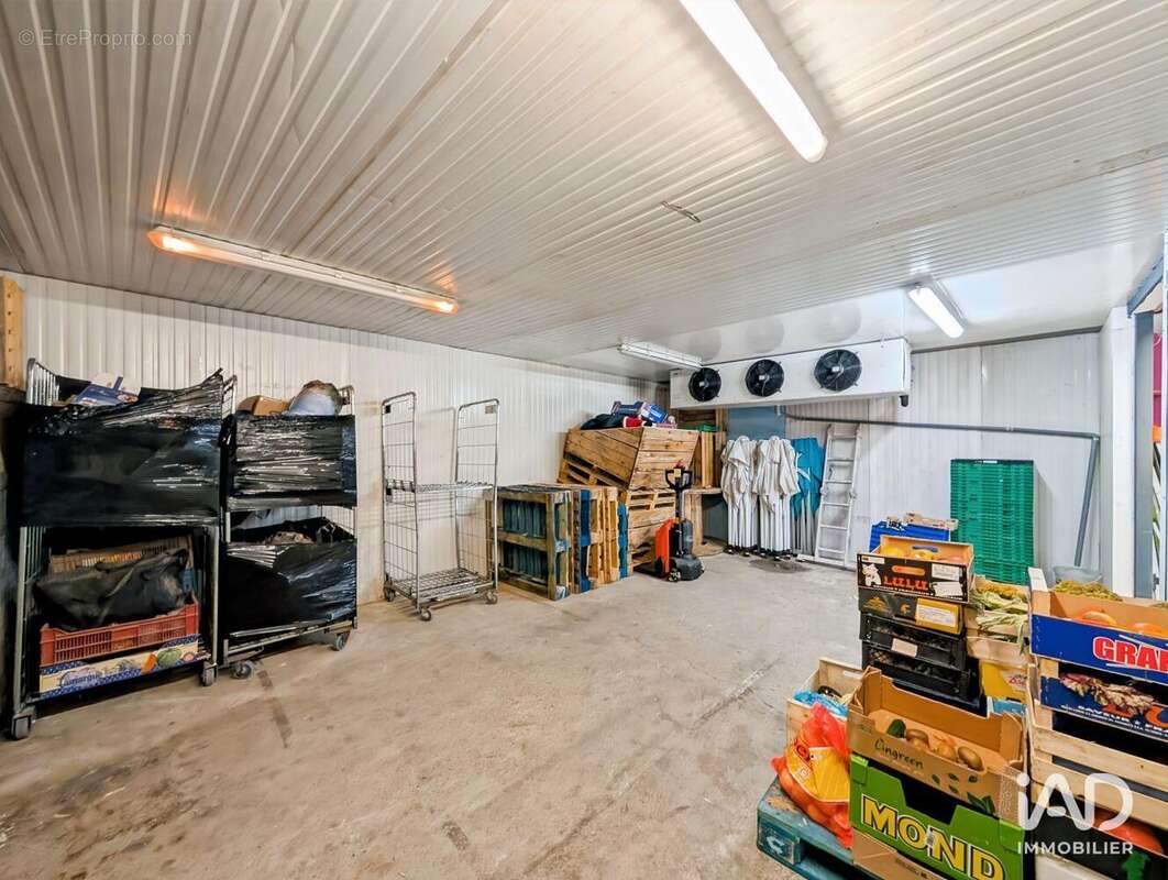 Photo 9 - Commerce à PEZENAS