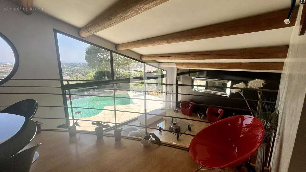 Maison à VILLENEUVE-LES-AVIGNON