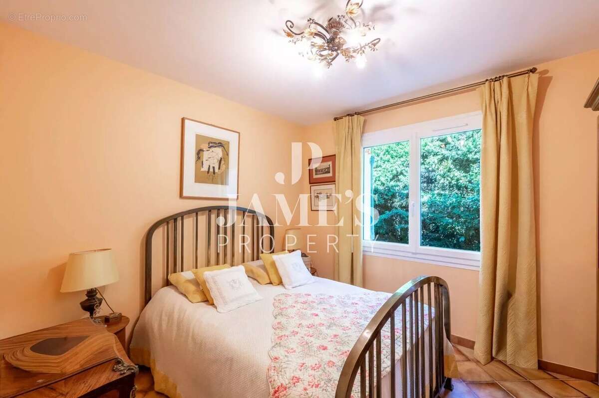 Maison à SAINT-REMY-DE-PROVENCE