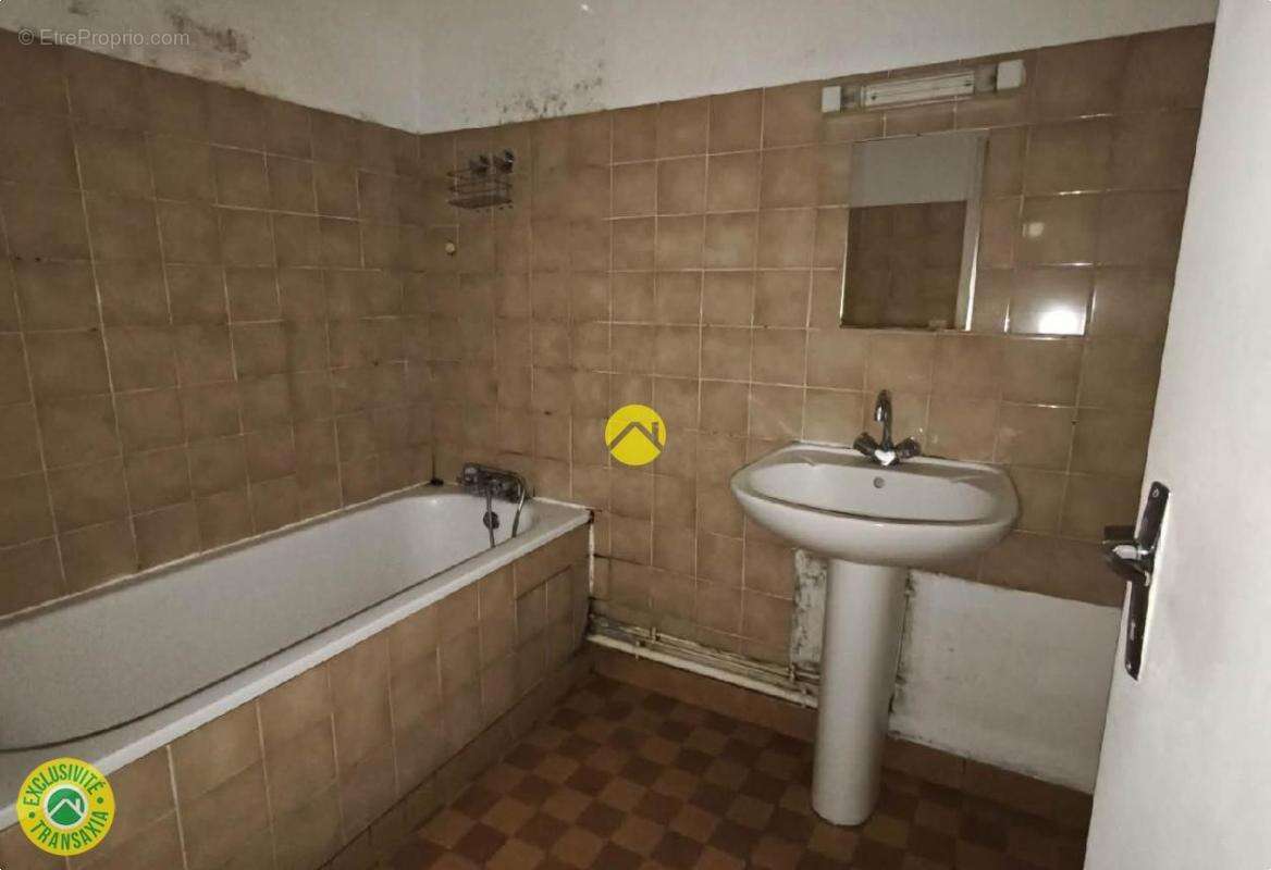 Appartement à ARGENTON-SUR-CREUSE