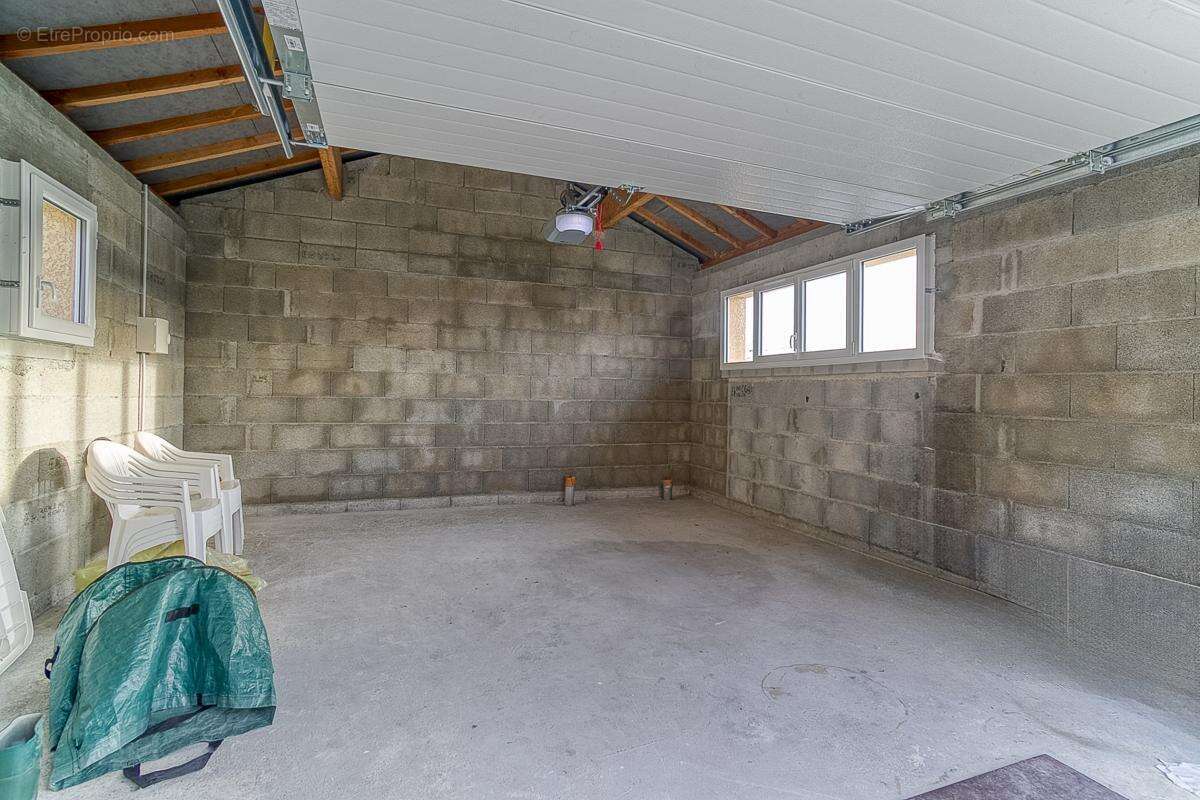 Maison à CHASSE-SUR-RHONE