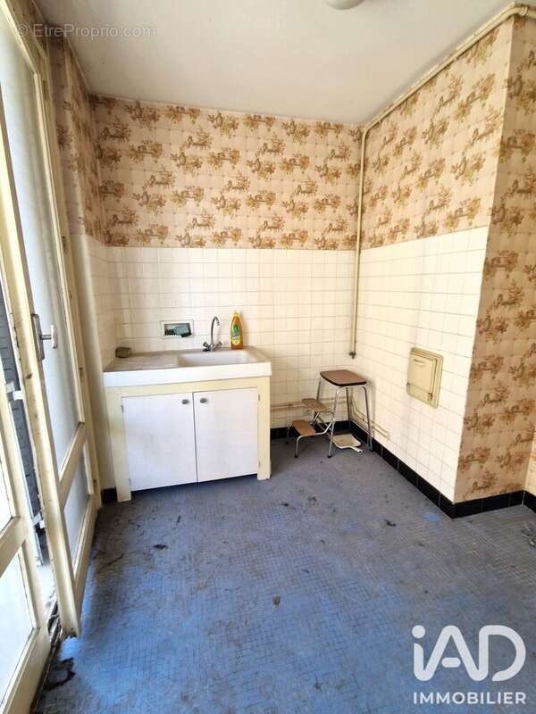 Appartement 37 m² à Valence  - photo 4