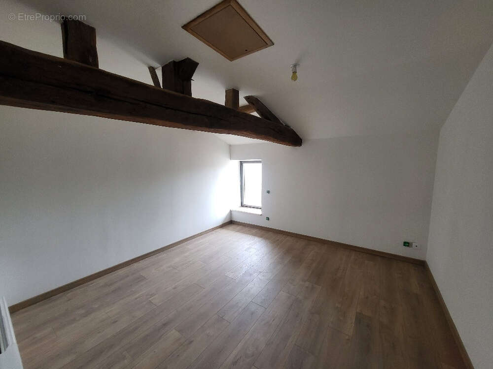 Appartement à CHATILLON-SUR-CHALARONNE