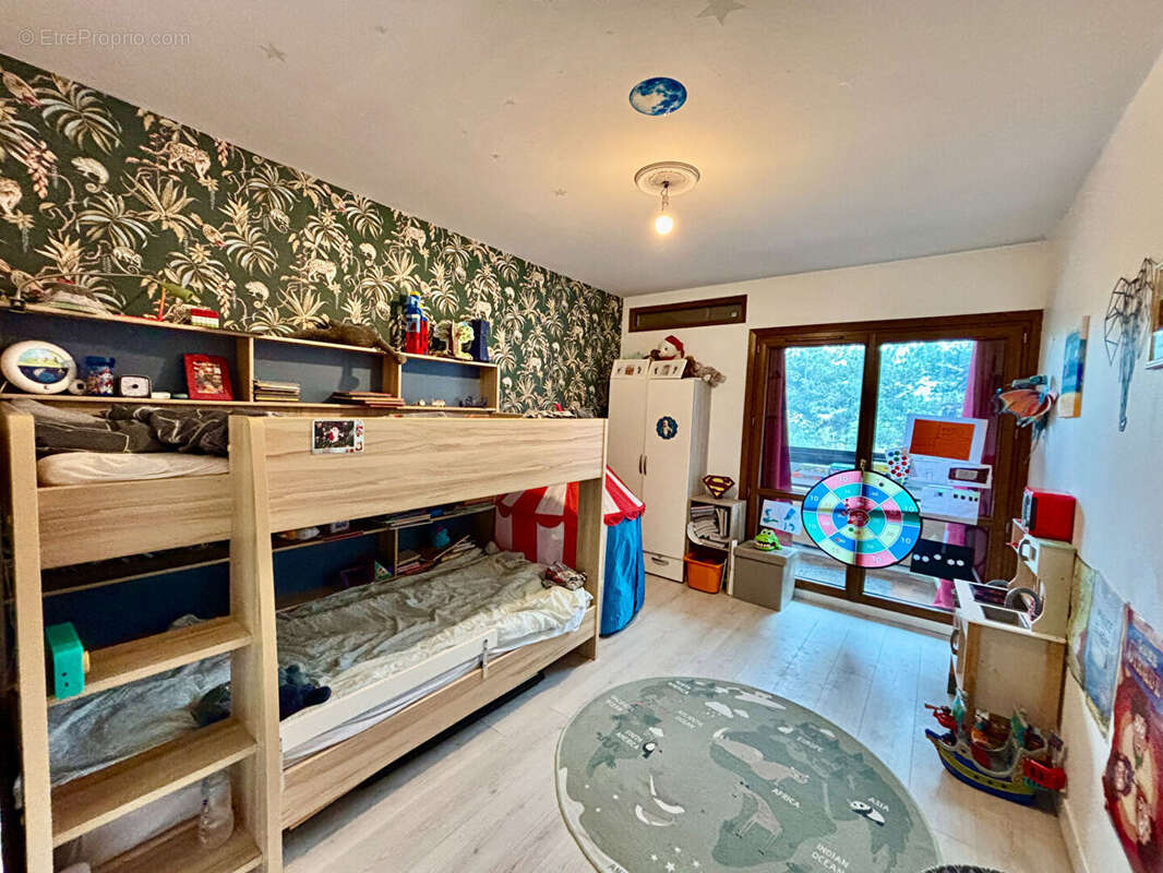 Appartement à RILLIEUX-LA-PAPE