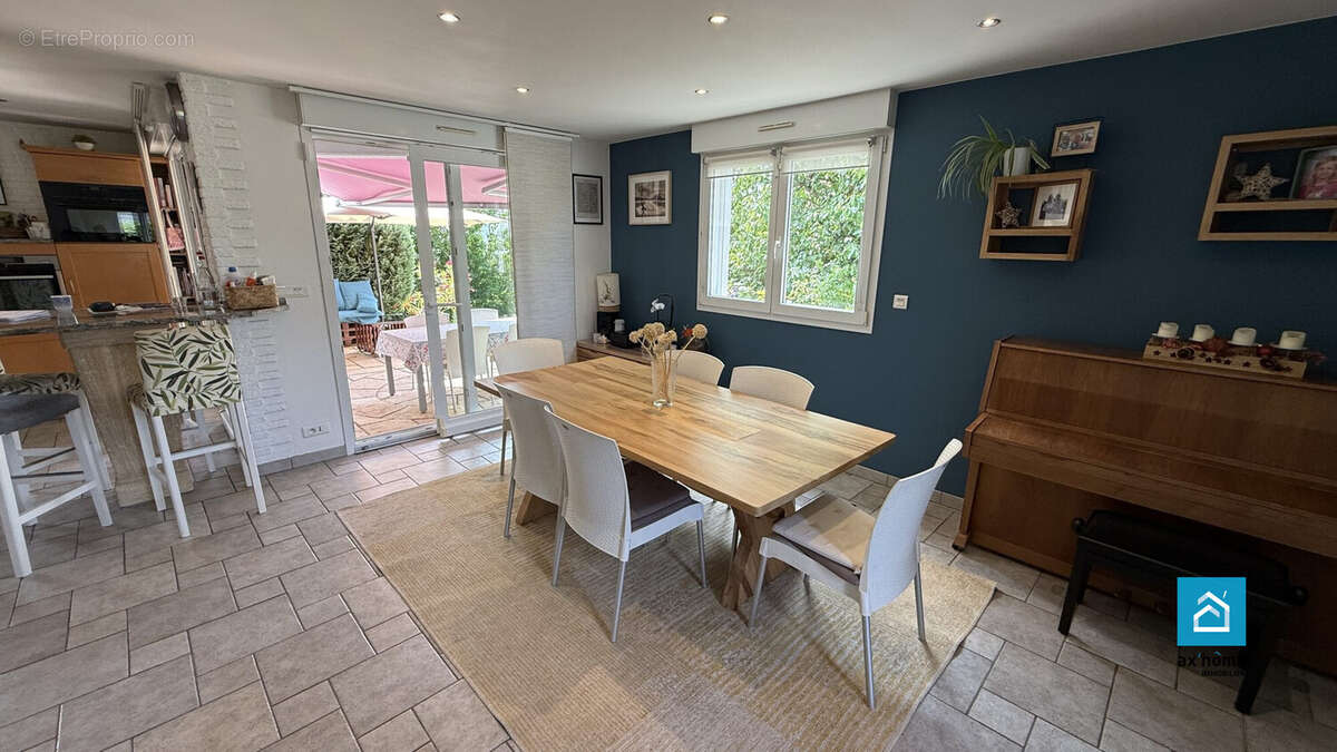 Maison à WEYERSHEIM