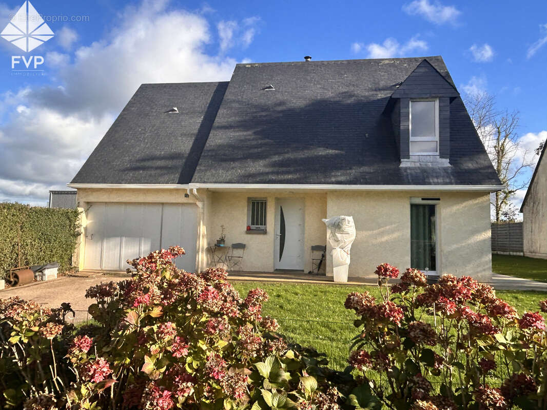 Maison à SASSEVILLE