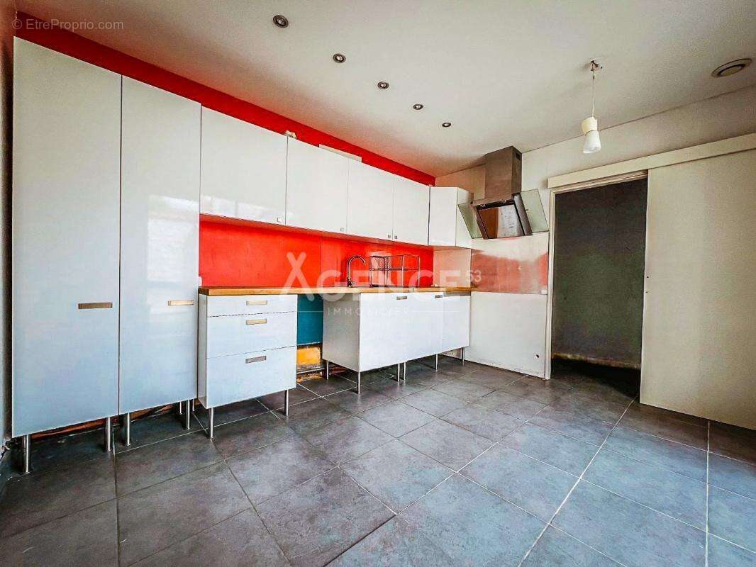 Maison à VIEUX-BERQUIN