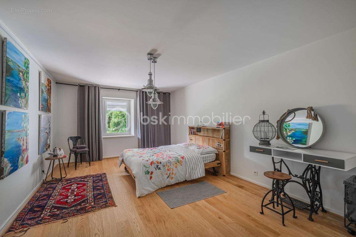 Maison de caractère de 250 m² avec 3 gîtes indépendants à fort potentiel touristique - photo 6