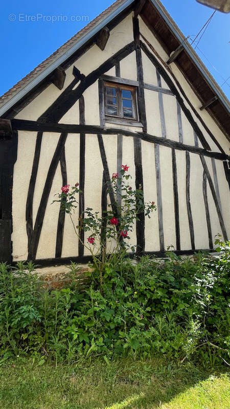 Maison de village avec bord de rivière - photo 23