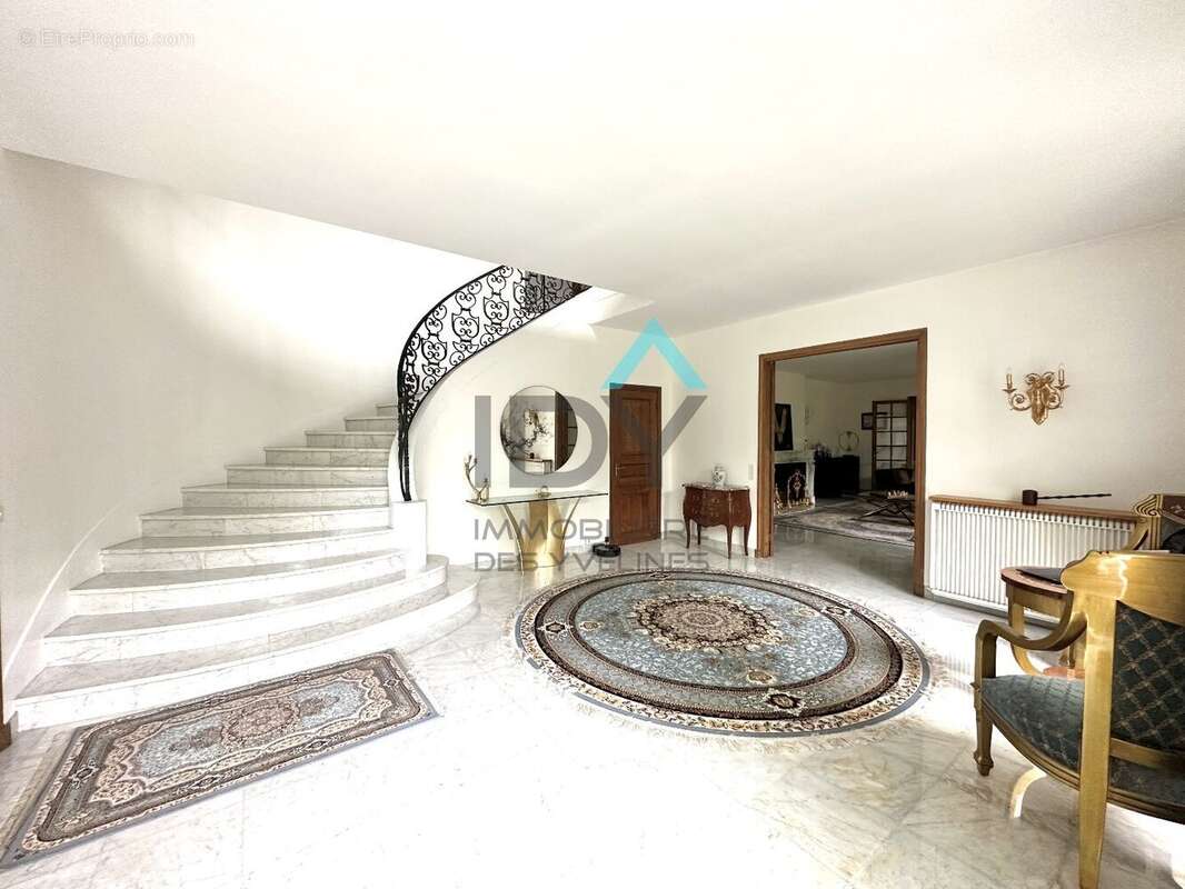 Maison à LE VESINET