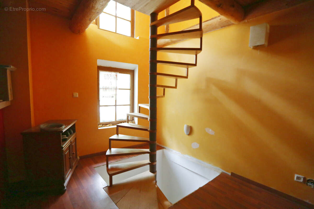 Maison à CHANTEUGES