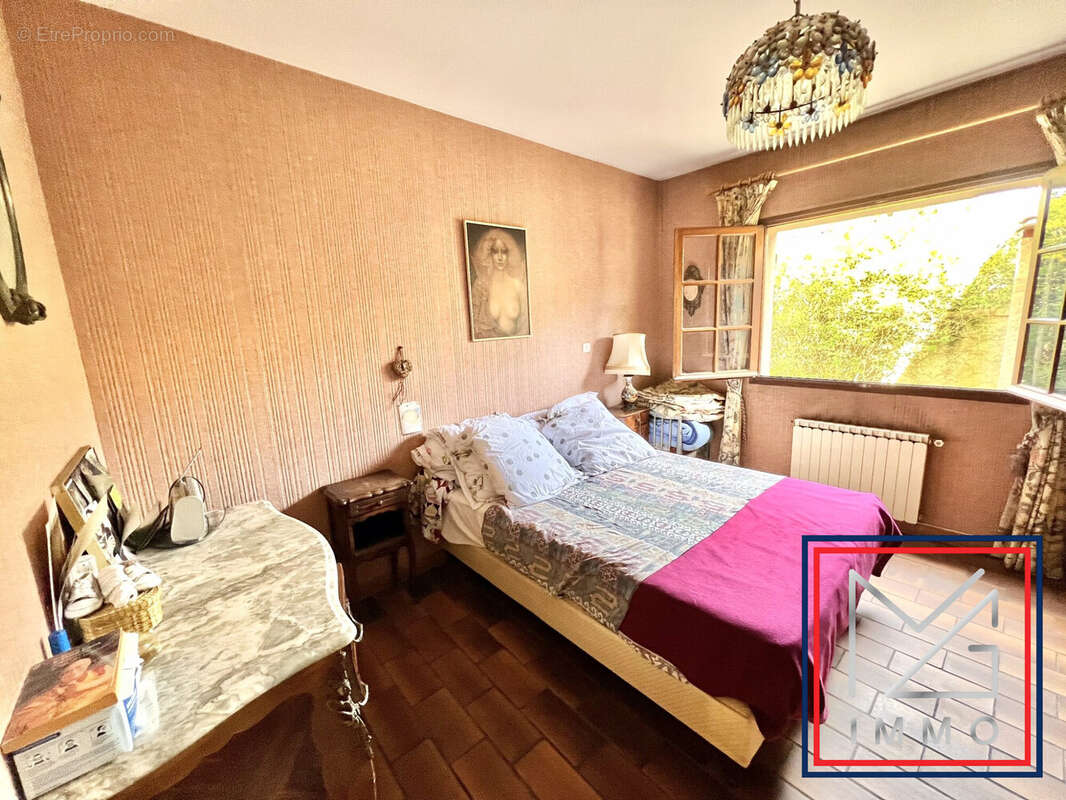 Maison à SIX-FOURS-LES-PLAGES