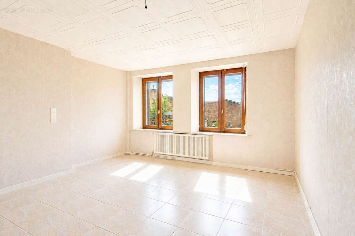 Appartement à CHARLEVILLE-MEZIERES