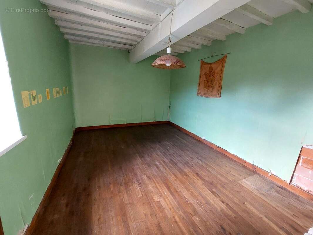 20251128135522 - Maison à ASPET