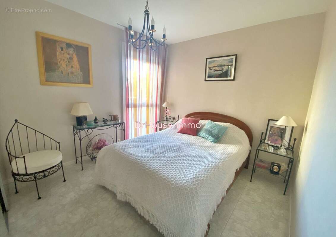 Appartement à MARSEILLE-9E