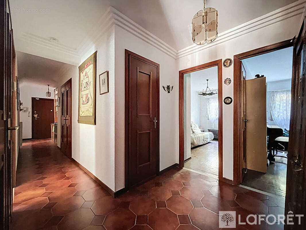 Appartement à MENTON