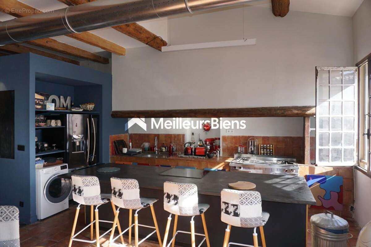 Loft de 250m2 sur le vieux port au coeur de Marseille - usage familial et/ou professionnel - photo 6