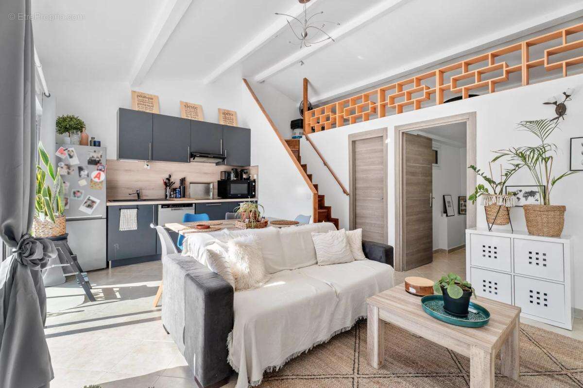 Maison à MOUANS-SARTOUX