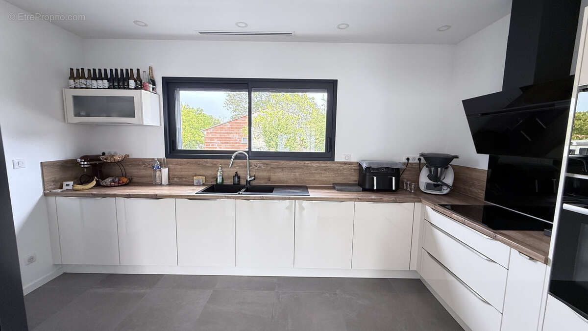 Maison à SAINT-SULPICE-ET-CAMEYRAC