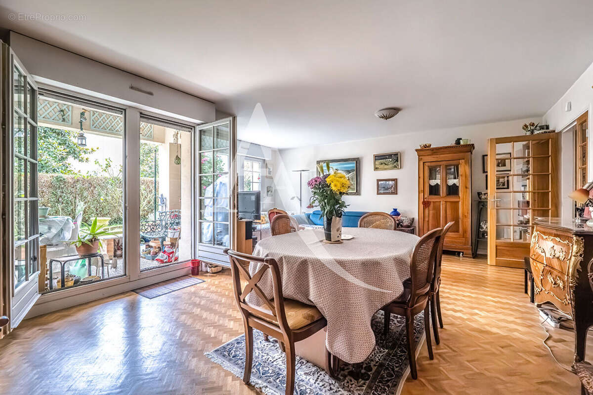 Appartement à CHATILLON