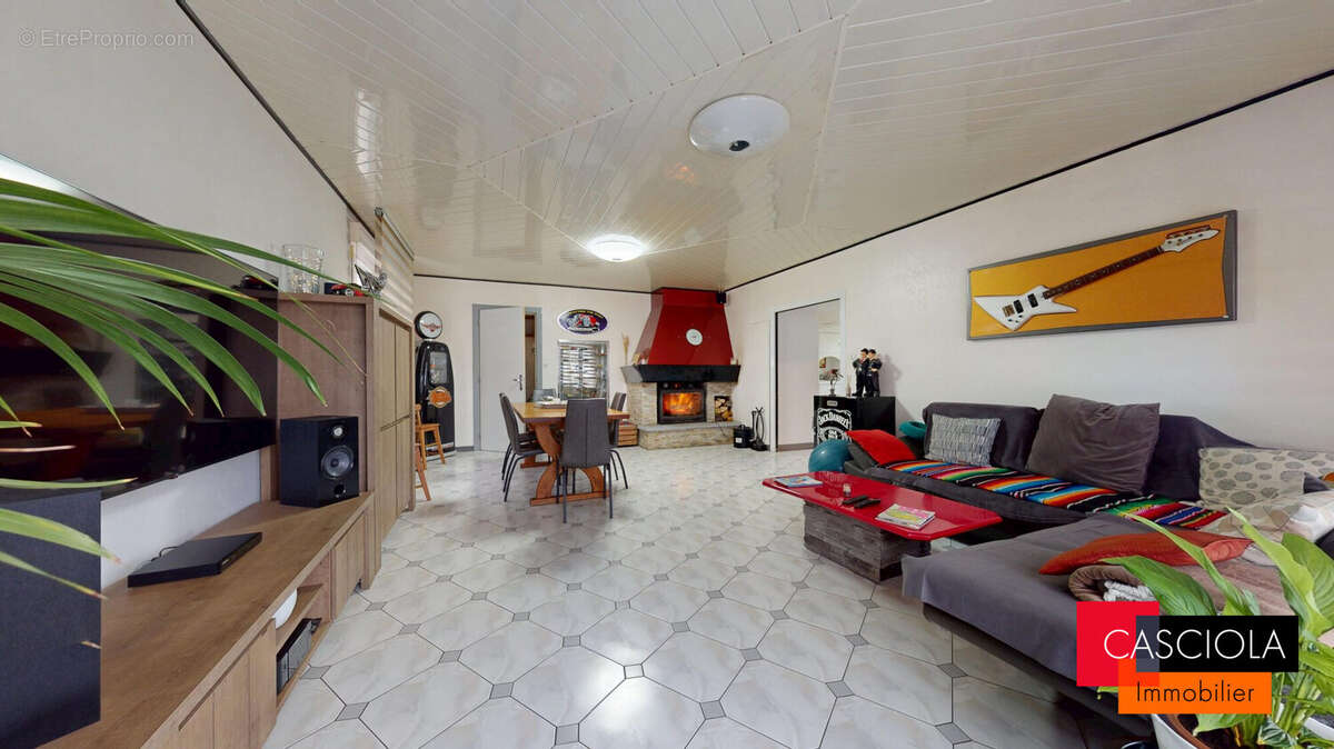 Appartement à VERNY