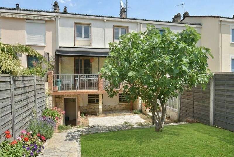 Maison 5 pièces avec véranda - sous-sol total dont grand garage de 25m² - dépendance dans le  jardin - Epinay sur Orge (91) - photo 7