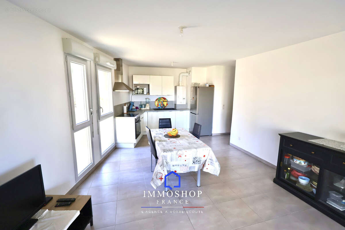 Appartement à MARSEILLE-12E