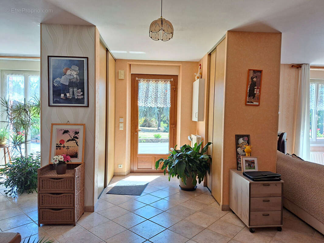 Maison Bais 6 pièce(s) 196 m2 - 4884m² de terrain - 5 chambres - photo 8
