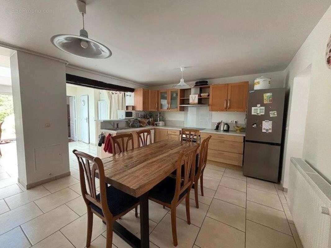 Photo 7 - Maison à BURES-SUR-YVETTE