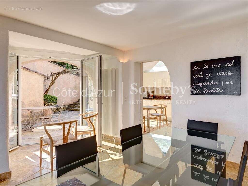 Maison à MOUANS-SARTOUX