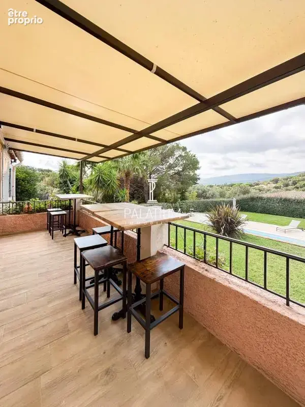 Coup de coeur au calme : maison de plain-pied avec piscine, jard - photo 5
