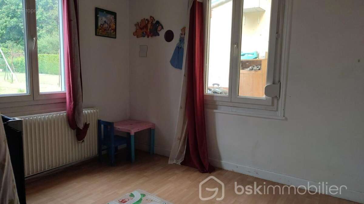 Maison à VILLERS-BRETONNEUX