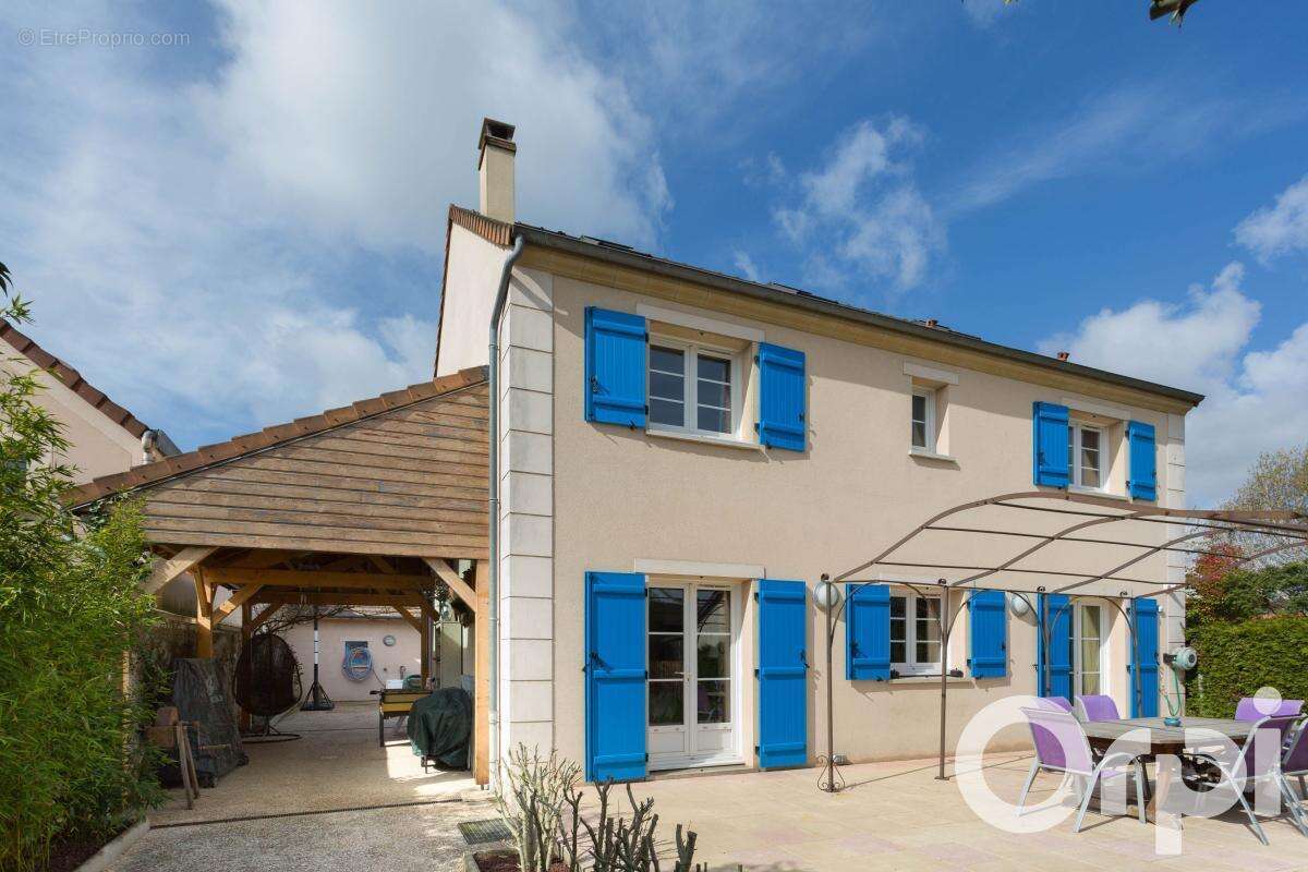 Maison à BALLAINVILLIERS