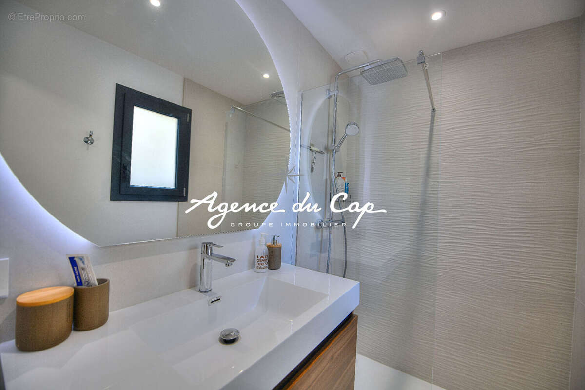 Maison à FREJUS