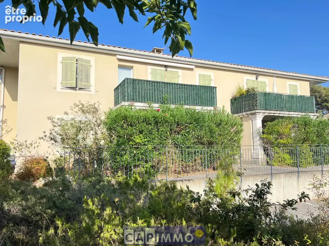 T2 la garde 50m2 petite residence securisee - photo 8
