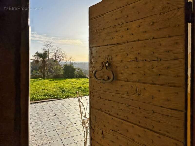 Dpt Gers (32) à vendre à LUPIAC - maison P6 de 150 m2 - terrain de 1868 m2 - photo 2