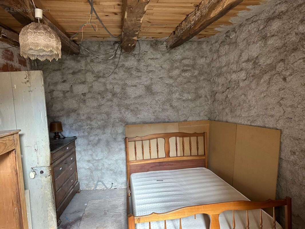 Maison à SAINT-MAURICE-NAVACELLES