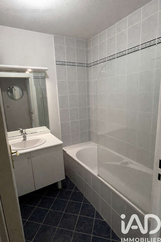 Photo 6 - Appartement à LAMBESC