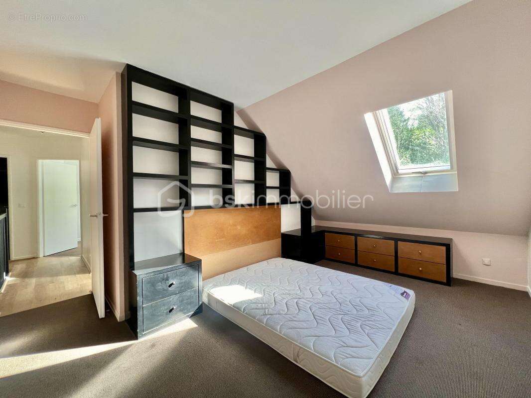 Appartement à BOUGIVAL