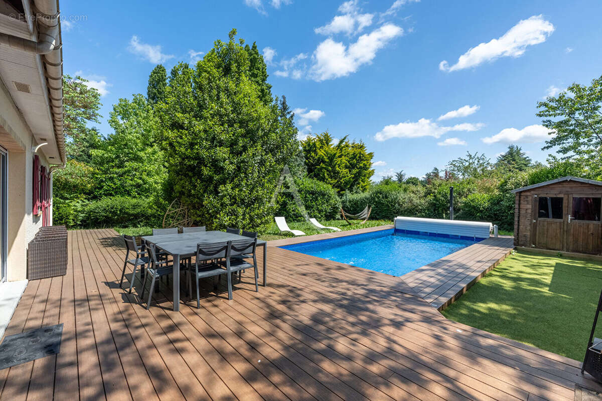 Maison à COURDIMANCHE